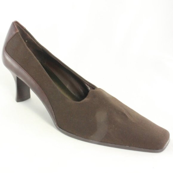 Joan & David Shoes - Circa Joan & David Brown Leather Shoes